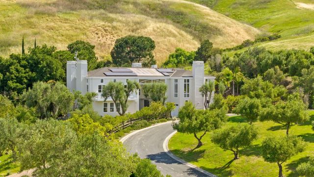 2698 Greenrock Road, Milpitas, CA 95035