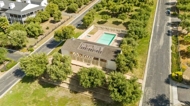 2698 Greenrock Road, Milpitas, CA 95035