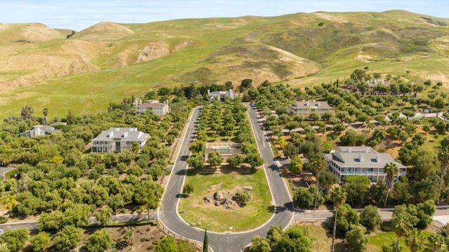 2698 Greenrock Road, Milpitas, CA 95035