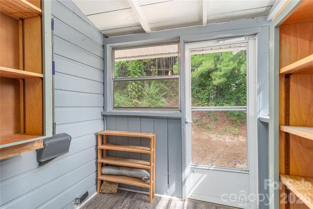 23 Jarrett Street, Asheville, NC 28806