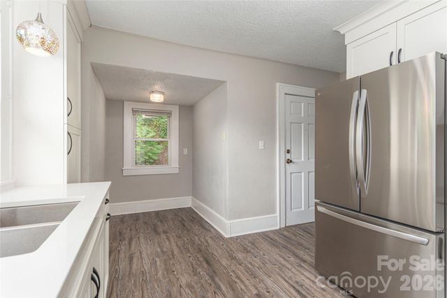 23 Jarrett Street, Asheville, NC 28806