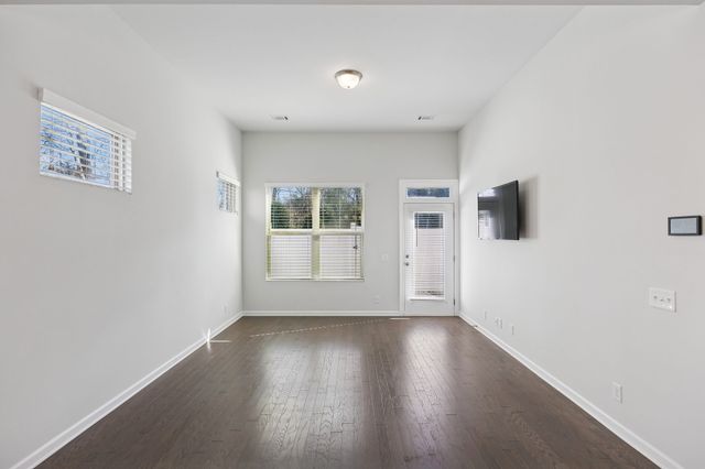 3133 Defilade Dr, Murfreesboro, TN 37128