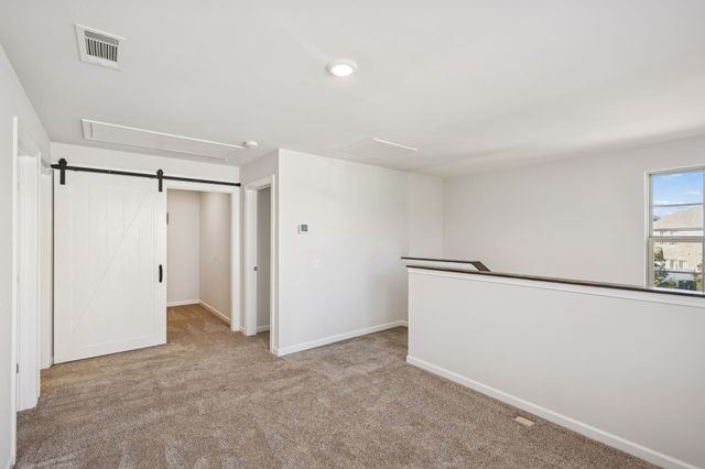 3133 Defilade Dr, Murfreesboro, TN 37128