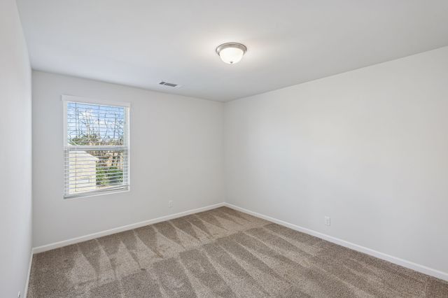 3133 Defilade Dr, Murfreesboro, TN 37128