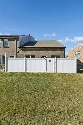 3133 Defilade Dr, Murfreesboro, TN 37128