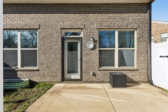 3133 Defilade Dr, Murfreesboro, TN 37128