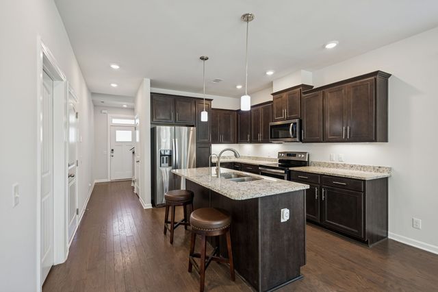 3133 Defilade Dr, Murfreesboro, TN 37128