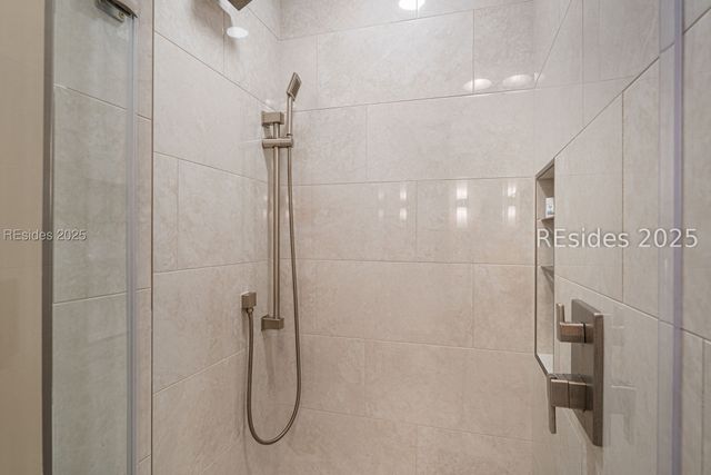 23 Oyster Reef Dr, Hilton Head Island, SC 29926