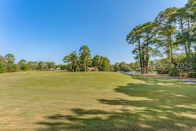 23 Oyster Reef Dr, Hilton Head Island, SC 29926