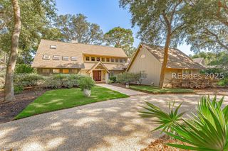 23 Oyster Reef Dr, Hilton Head Island, SC 29926