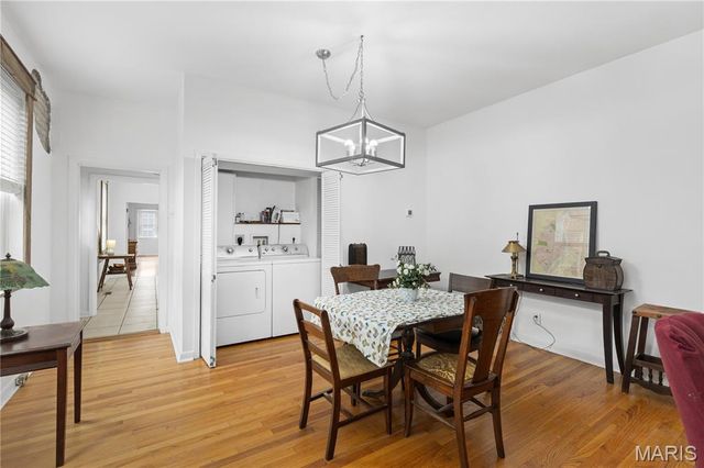 5238 Botanical Avenue, St Louis, MO 63110