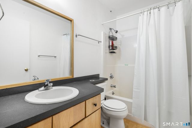 1204 Whitney Avenue APT 207, Hamden, CT 06517