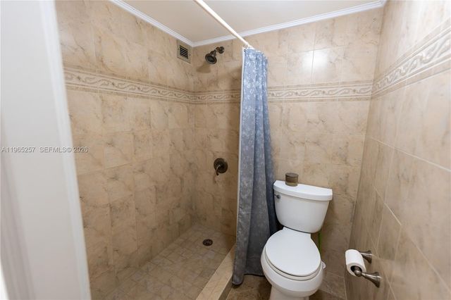 17011 N Bay Rd 906, Sunny Isles Beach, FL 33160