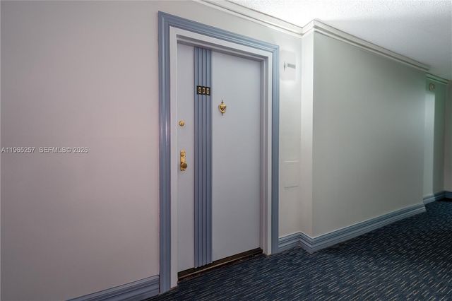 17011 N Bay Rd 906, Sunny Isles Beach, FL 33160