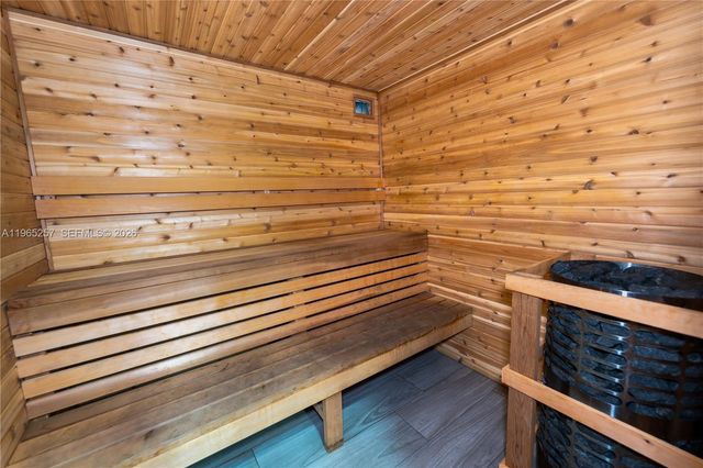 17011 N Bay Rd 906, Sunny Isles Beach, FL 33160