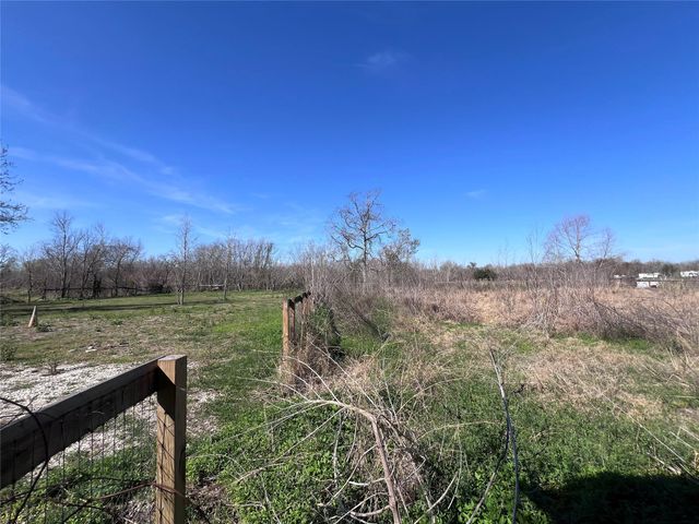 5619 Barkaloo Road, Baytown, TX 77521