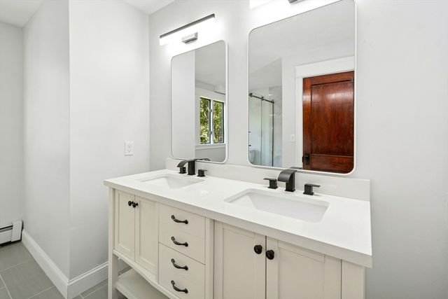 184 Old Bolton Rd, Stow, MA 01775