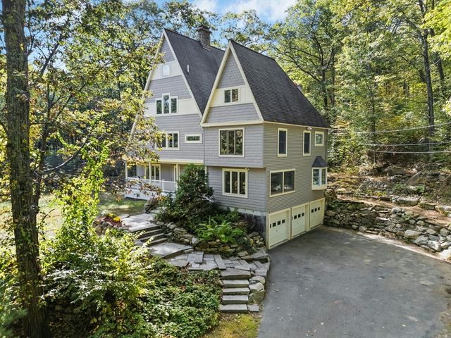 184 Old Bolton Rd, Stow, MA 01775