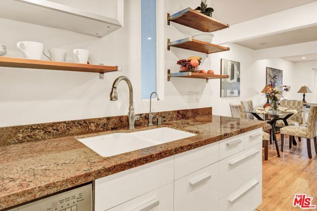 2714 Auburn Street 6, Los Angeles, CA 90039