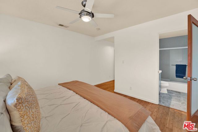 2714 Auburn Street 6, Los Angeles, CA 90039