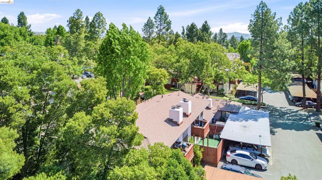 670 Tempe Ct, Pleasant Hill, CA 94523