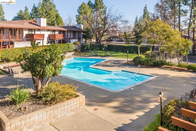 670 Tempe Ct, Pleasant Hill, CA 94523