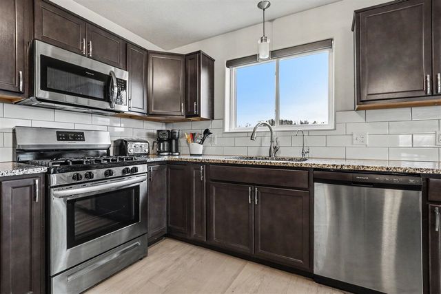 300 Cumberland Avenue, Lowell, MI 49331