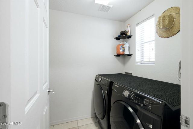 3935 E ROUGH RIDER Road 1155, Phoenix, AZ 85050