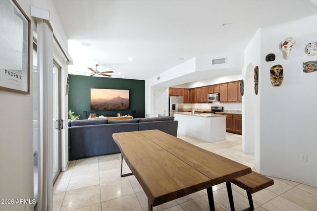 3935 E ROUGH RIDER Road 1155, Phoenix, AZ 85050