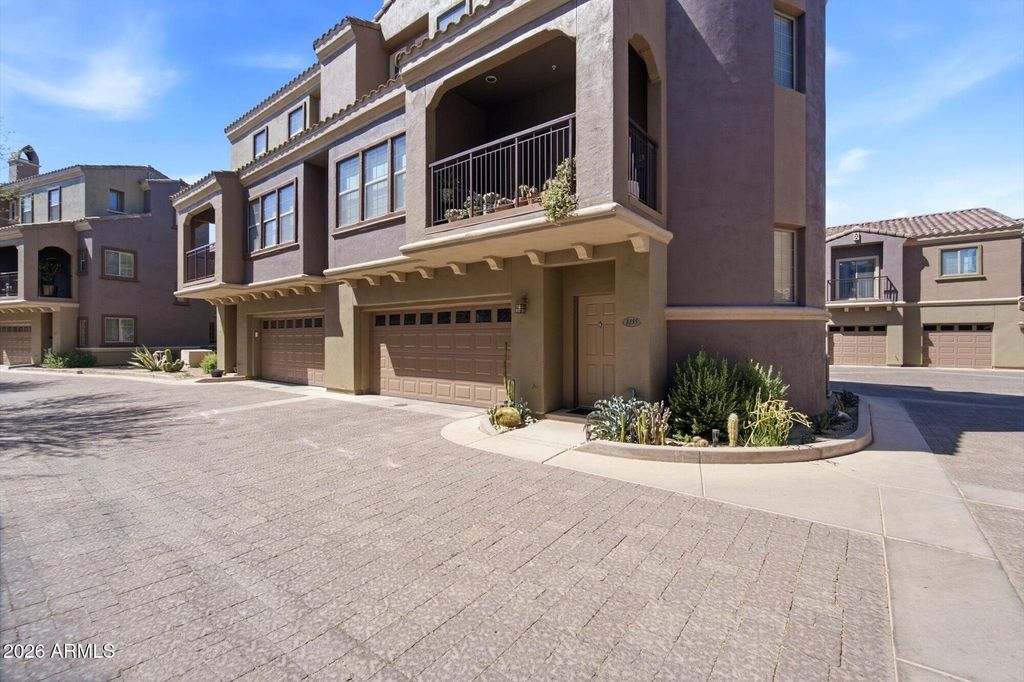 3935 E ROUGH RIDER Road 1155, Phoenix, AZ 85050