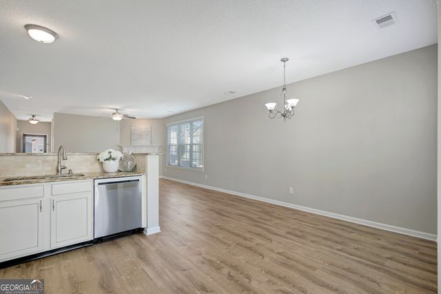 5 Hampshire Lane, Newnan, GA 30265