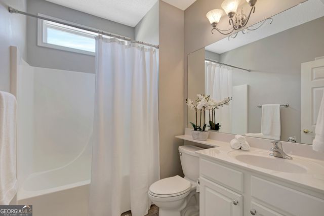 5 Hampshire Lane, Newnan, GA 30265