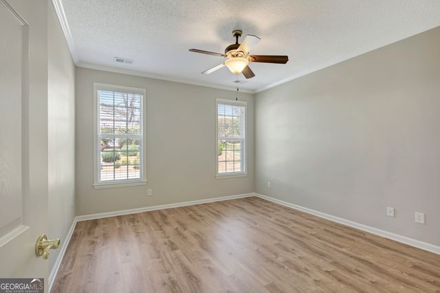 5 Hampshire Lane, Newnan, GA 30265