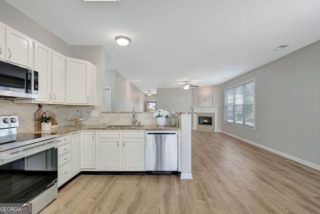 5 Hampshire Lane, Newnan, GA 30265