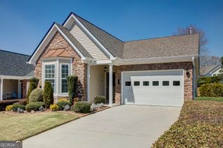 5 Hampshire Lane, Newnan, GA 30265