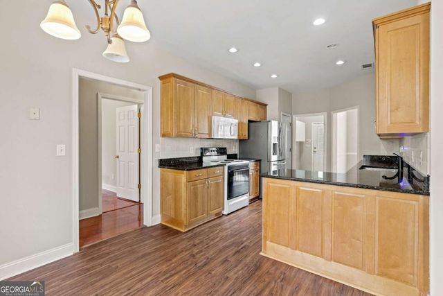 4838 Netherlands Place, Flowery Branch, GA 30542