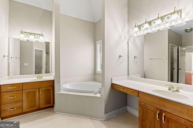 4838 Netherlands Place, Flowery Branch, GA 30542