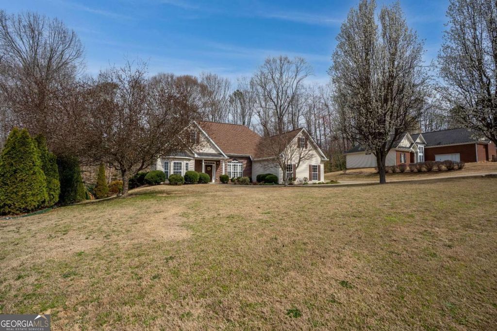 4838 Netherlands Place, Flowery Branch, GA 30542