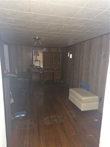1474 Mt Pleasant Rd, Hempfield Twp, PA 15601
