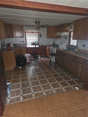 1474 Mt Pleasant Rd, Hempfield Twp, PA 15601
