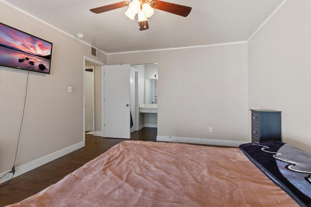 2756 Barcelona Dr, Modesto, CA 95354