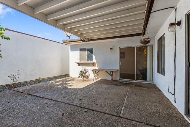 2756 Barcelona Dr, Modesto, CA 95354