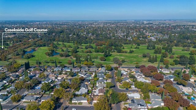 2756 Barcelona Dr, Modesto, CA 95354