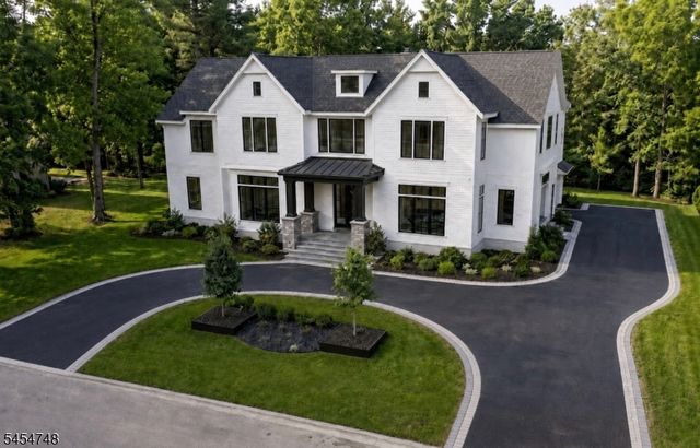 45 Great Hills Rd, Millburn Twp., NJ 07078