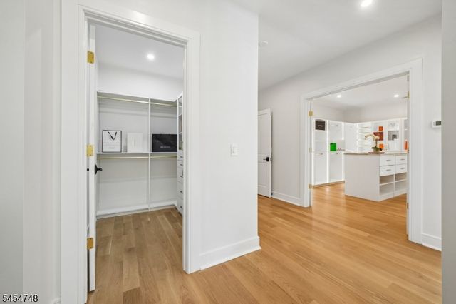 45 Great Hills Rd, Millburn Twp., NJ 07078