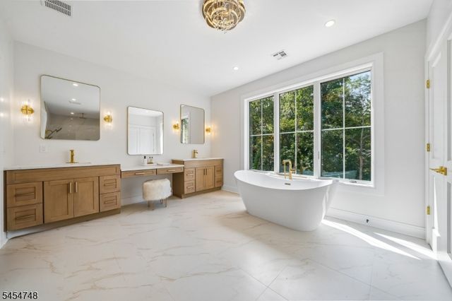 45 Great Hills Rd, Millburn Twp., NJ 07078