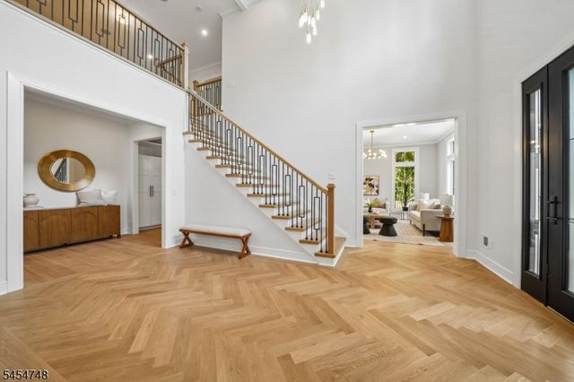 45 Great Hills Rd, Millburn Twp., NJ 07078