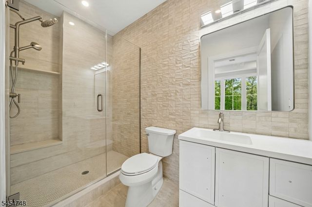 45 Great Hills Rd, Millburn Twp., NJ 07078
