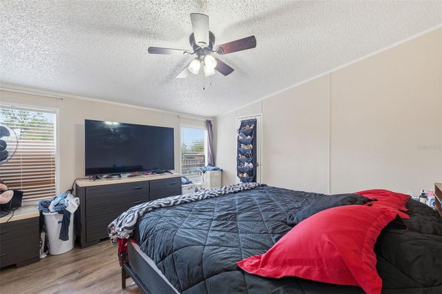 1890 DEROSA ROAD, Polk City, FL 33868