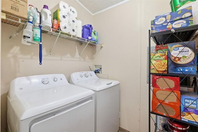 1890 DEROSA ROAD, Polk City, FL 33868